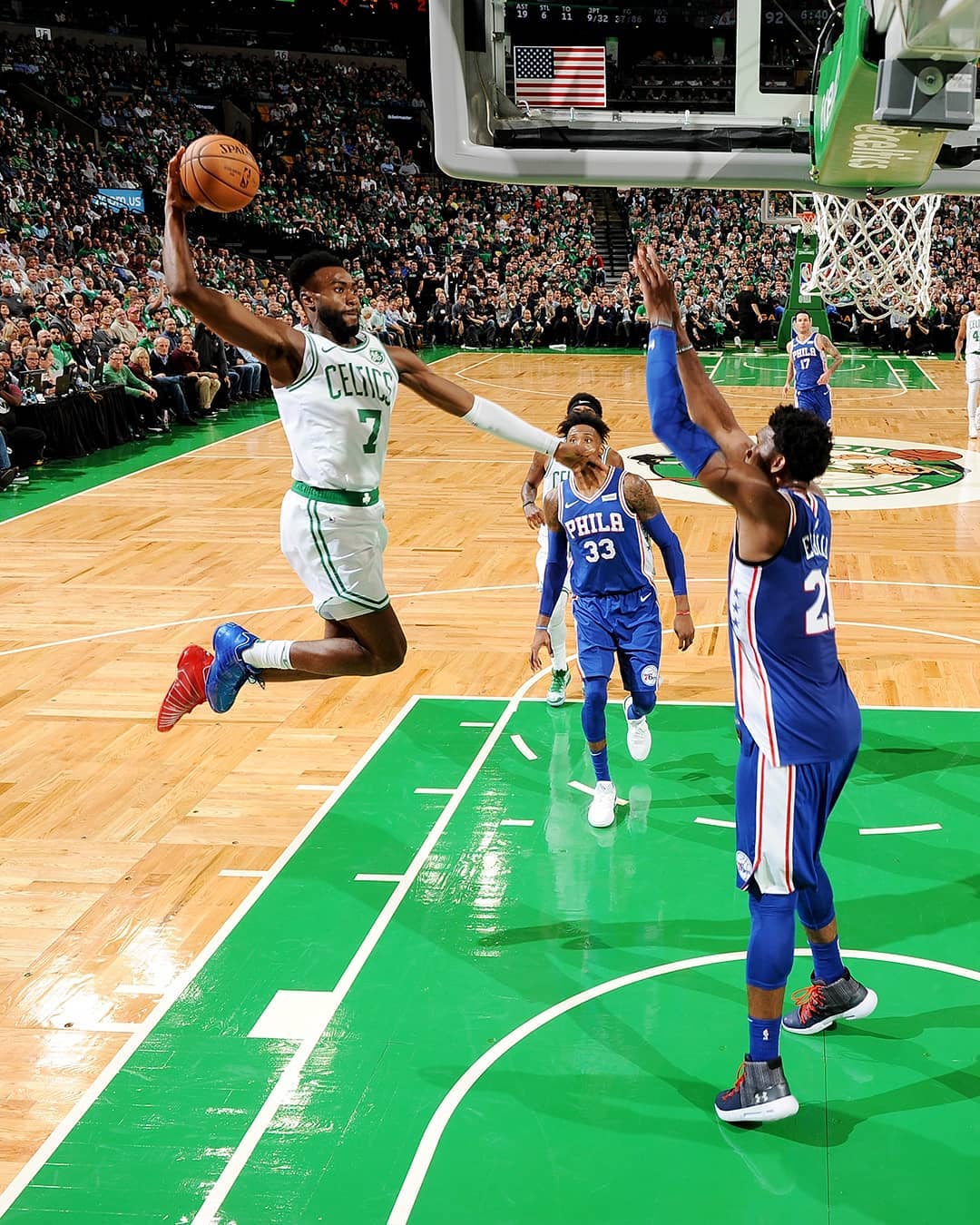 周定洋：亚冠精英赛首个客场积分，为流汗拼搏的小伙子们自豪（周定洋：亚冠精英赛客场首分到手，我为这些拼到汗流浃背的小伙子们骄傲）