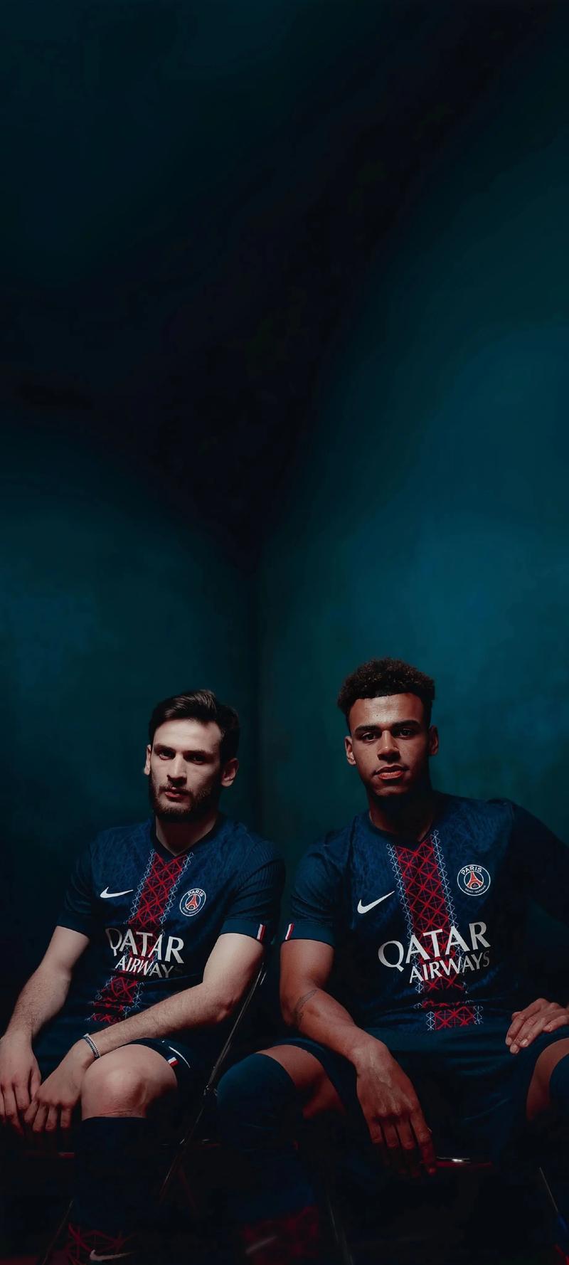 赫内斯说瓜帅想让你接手曼城？孔帕尼：我100%专注于拜仁（赫内斯称瓜迪奥拉盼其执教曼城？孔帕尼：我对拜仁100%投入）