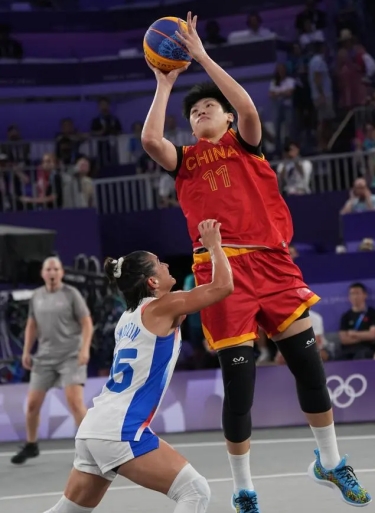 1-4！五大联赛首支降级队浮现：炒掉主帅白搭！9连败+15轮0胜垫底（1-4惨败！五大联赛首支降级预定队现身：换帅无用，9连败+15轮不胜仍垫底）